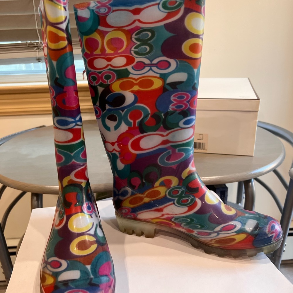 Coach Rain Boots - Picture 4 of 8